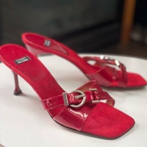 STUART WEITZMAN VINTAGE KITTEN HEEL 💄💄